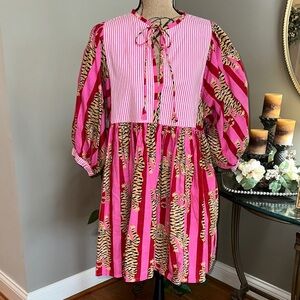 Vibrant Pink and Red Tiger Print Midi Dress EUC size XL♥️